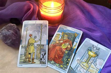 Tirada de Tarot gratis 3 cartas. Lectura online efectiva